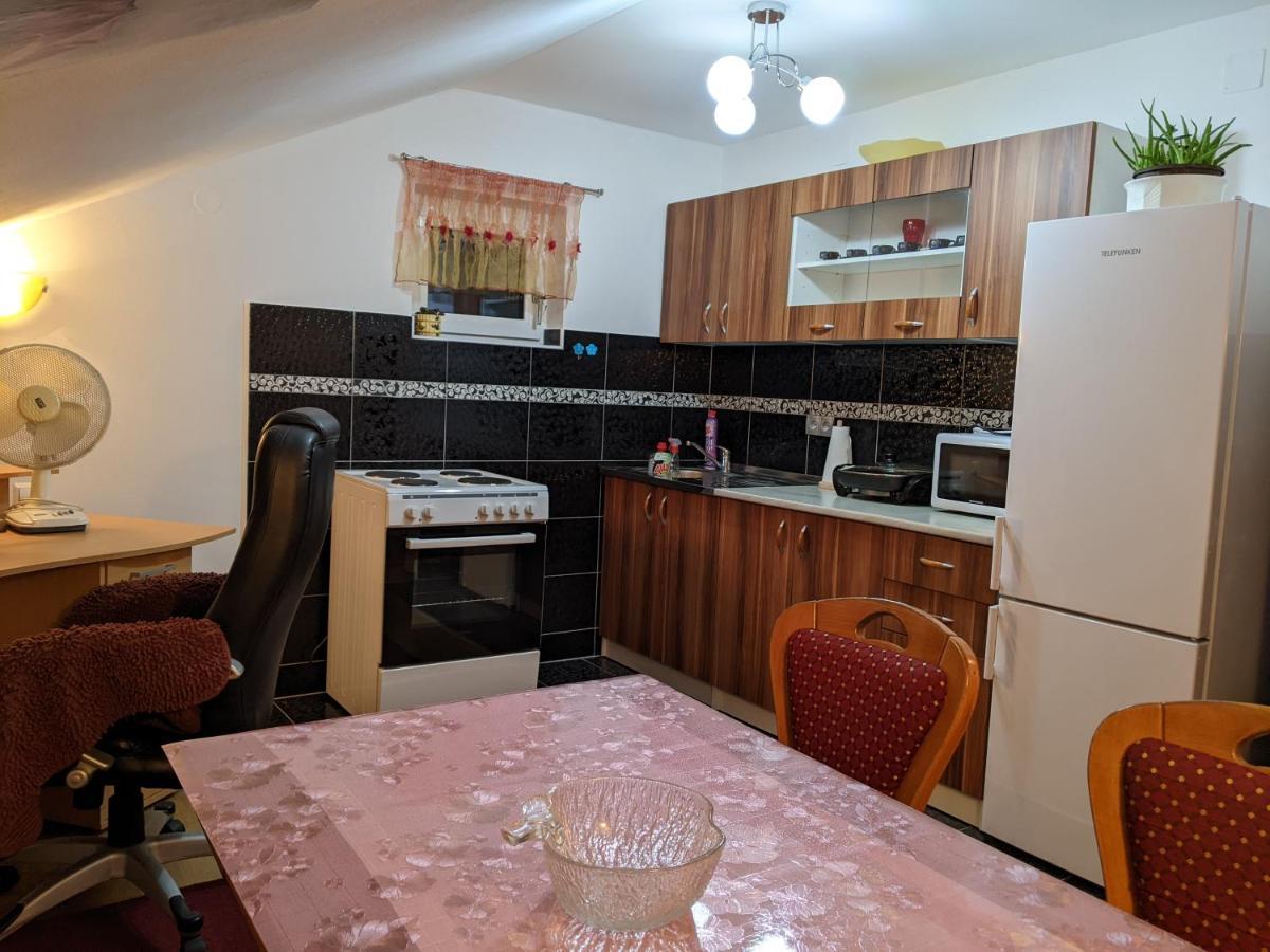 Apartmani Hrastik Bihać Exteriör bild